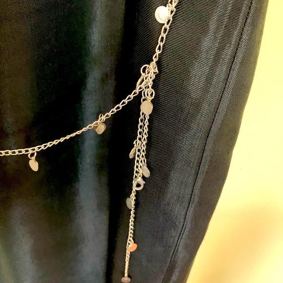 Black shiny linen midi prom party dress sleeveless silver metal chain belt US 10 - Picture 6 of 16